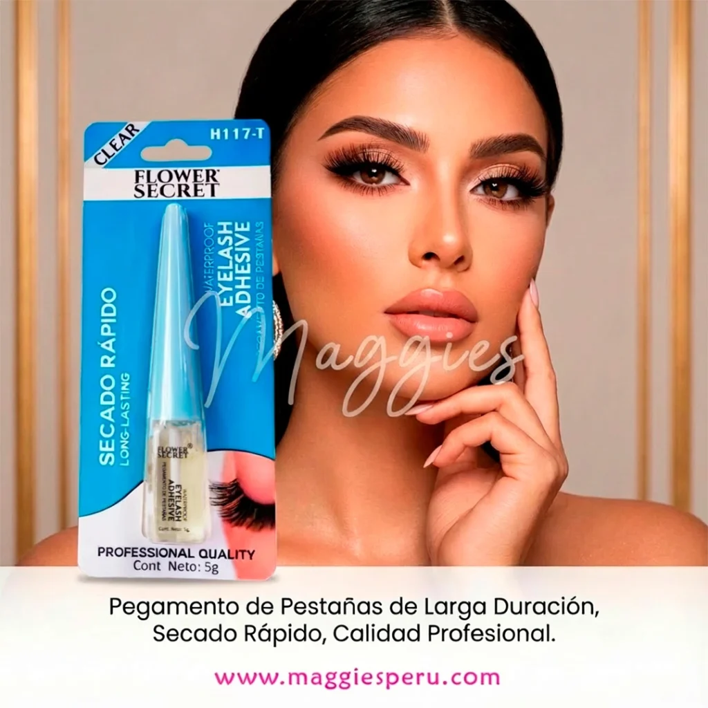 Modelo con pestañas postizas usando pegamento transparente de pestañas Flower Secret H117-T