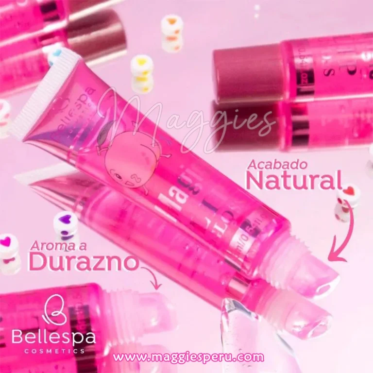 Brillo labial aroma a durazno de Bellespa Cosmetics con acabado natural y larga duración.