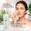 Mujer limpiando su rostro con Agua Micelar Cherimoya